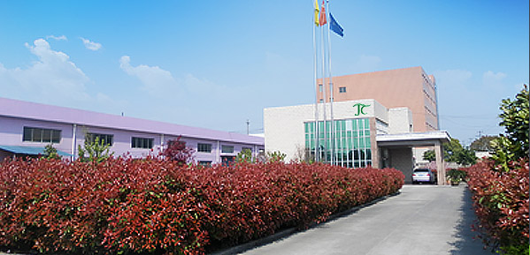 上海金慈實(shí)業(yè)有限公司，丙綸高強(qiáng)絲，丙綸色絲，丙綸中空絲，丙綸異形絲，丙綸夜光紗，高強(qiáng)丙綸絲，丙綸工業(yè)絲，丙綸熒光絲