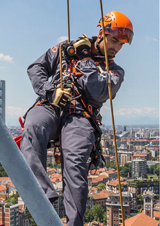 上海金慈實(shí)業(yè)有限公司，丙綸高強(qiáng)絲，丙綸色絲，丙綸中空絲，丙綸異形絲，丙綸夜光紗，高強(qiáng)丙綸絲，丙綸工業(yè)絲，丙綸熒光絲